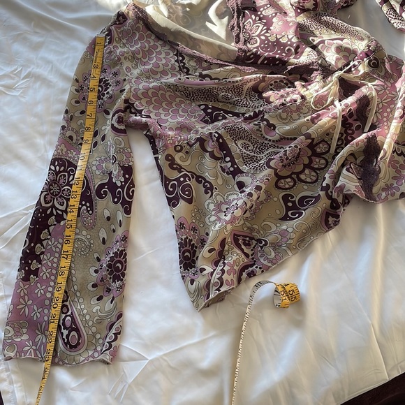 Apt.9 Career V-Neck Fully Lined Top Lace trim flared sleeves- tan & purple- L - Picture 11 of 15